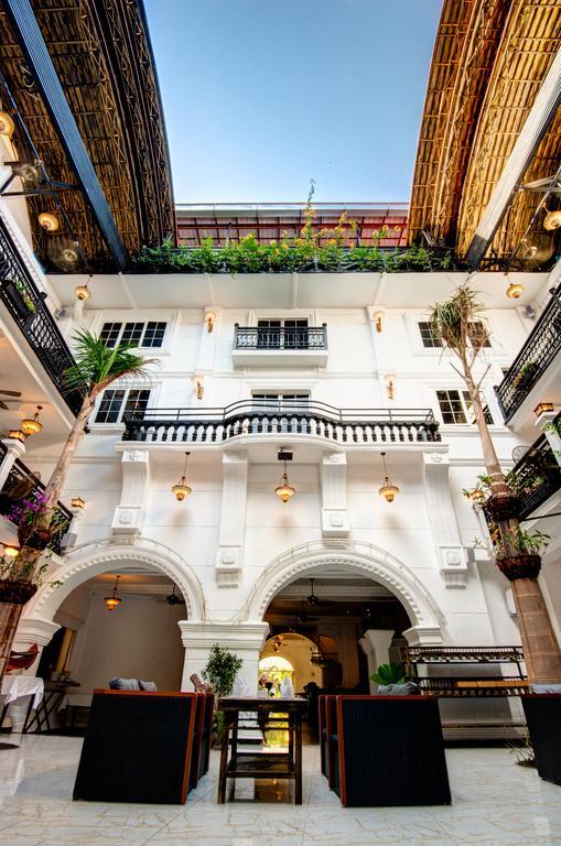 Le Grand Palais Boutique Hotel Phnom Penh Ngoại thất bức ảnh