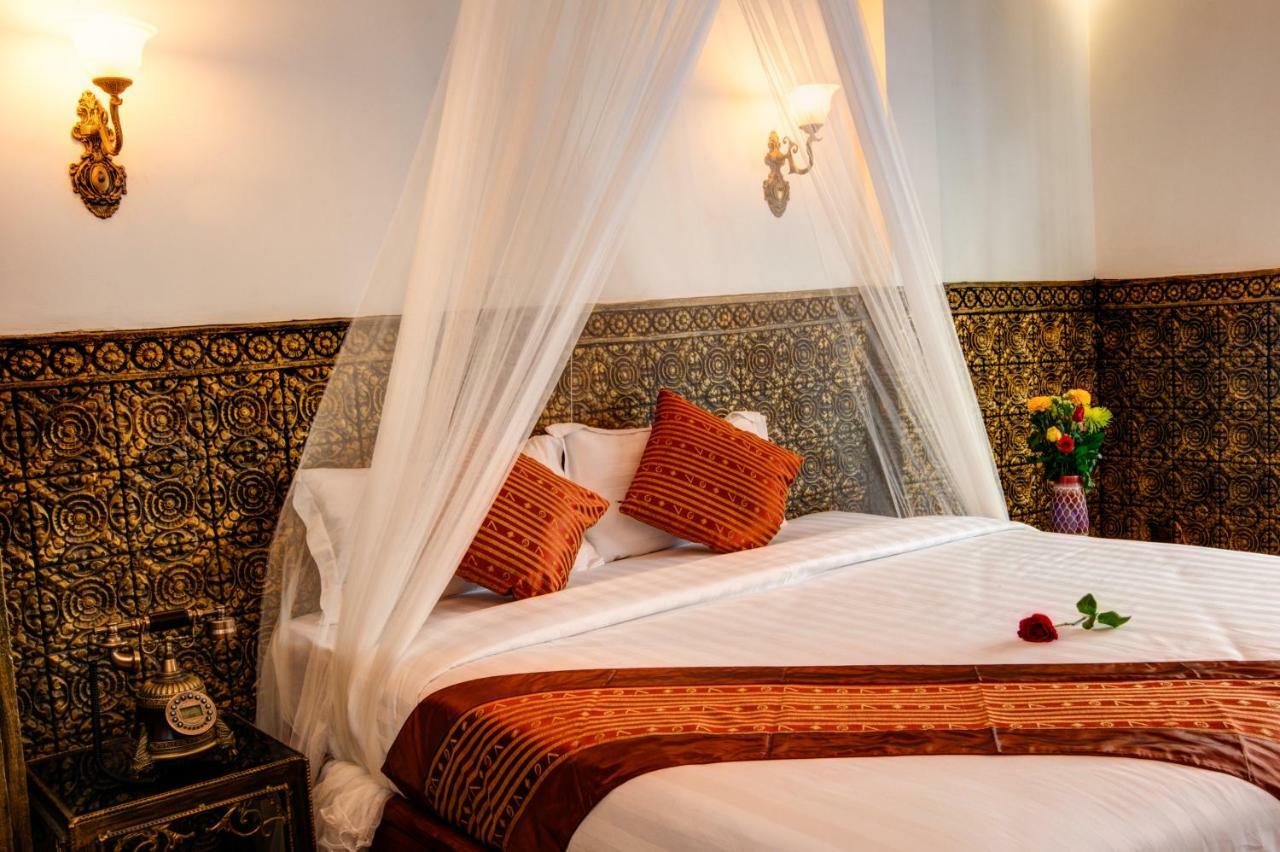 Le Grand Palais Boutique Hotel Phnom Penh Ngoại thất bức ảnh