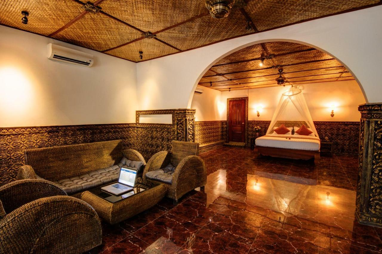 Le Grand Palais Boutique Hotel Phnom Penh Ngoại thất bức ảnh